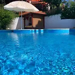 La Sognare, Ahol Az Alom Valora Valik Vilă Leányfalu